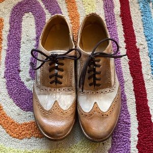 Bed Stu Cobbler Lita Oxford Wingtip Distressed Leather Shoes